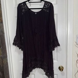 Monoreno Faded Black Bell Sleeve Dress with Crochet Lace Accents